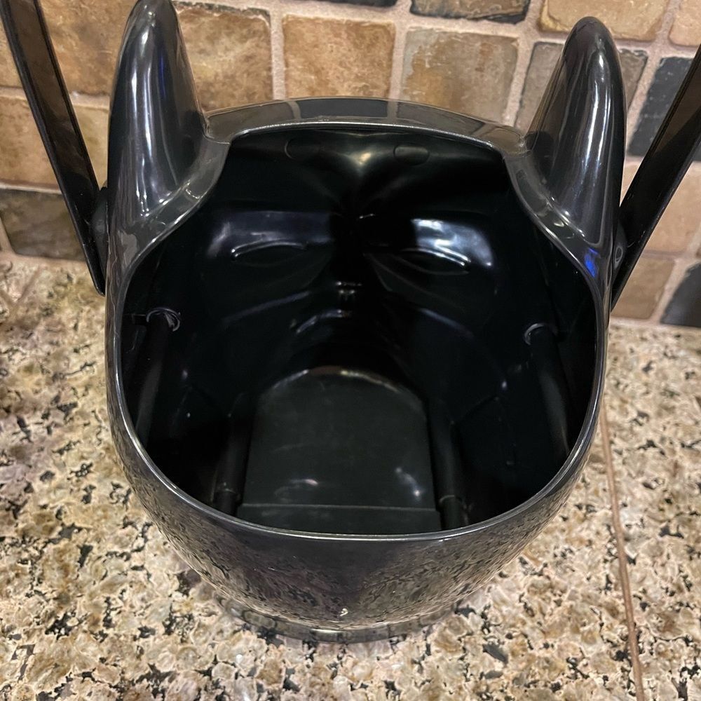 Batman Easter Pail - Picture 7 of 13